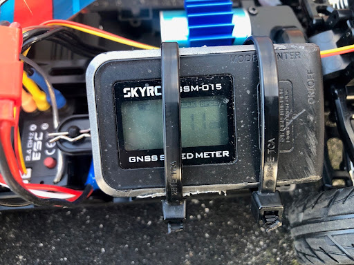 UDI RC 1:16 brushless speed runs
