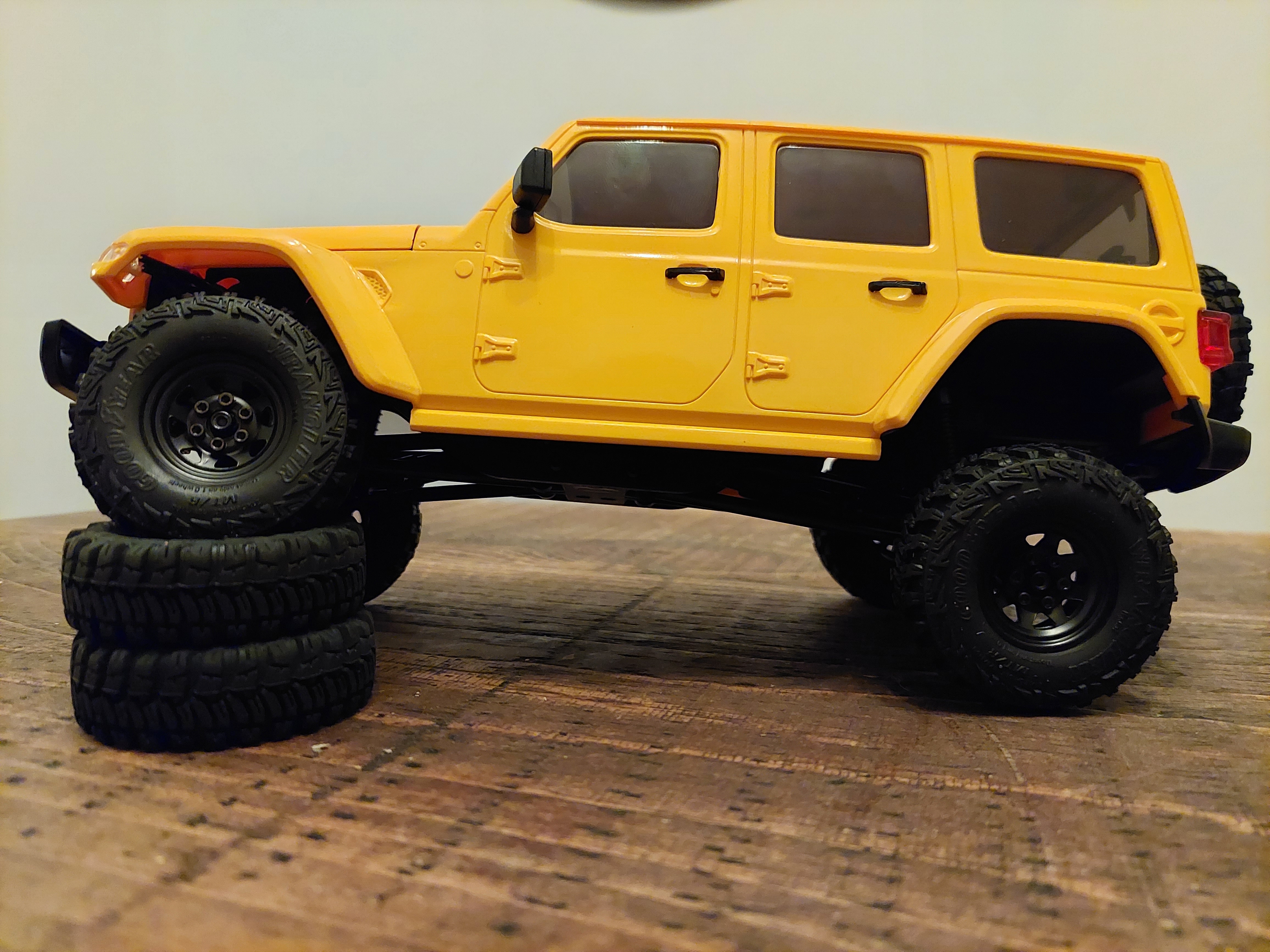 Eazy RC Arizona 1/18 wheel and tyre upgrade