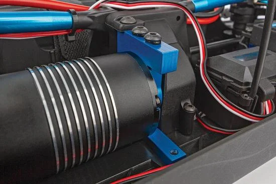 Team Associated Rival MT8 Brushless — image 4 of 13
