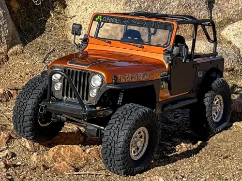 Axial SCX10 III Jeep CJ-7 RTR — image 8 of 18