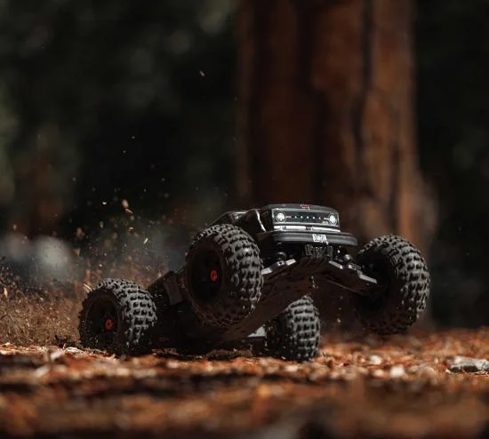 Arrma Outcast 4S V2 RTR — image 14 of 21