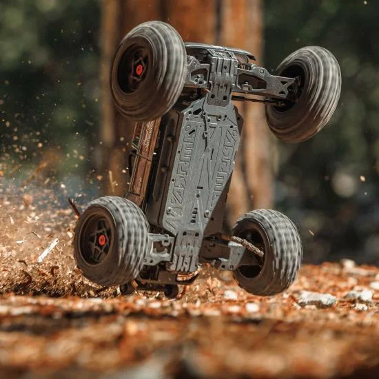 Arrma Outcast 4S V2 RTR — image 15 of 21