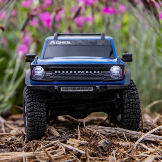 Axial SCX30 Ford Bronco — image 3 of 17