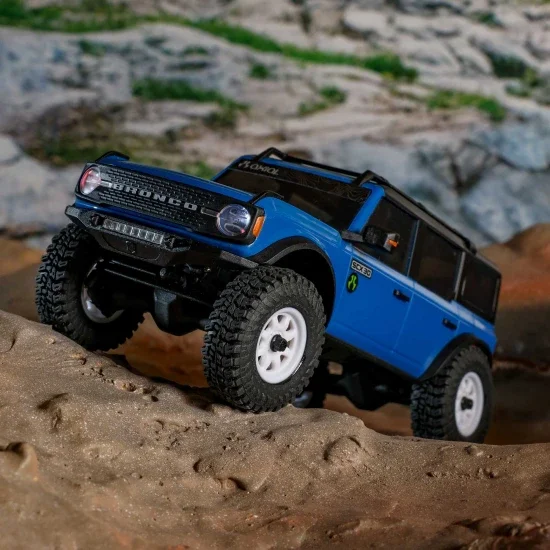 Axial SCX30 Ford Bronco — image 6 of 17