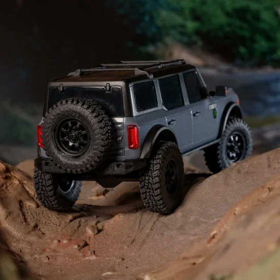 Axial SCX30 Ford Bronco — image 10 of 17