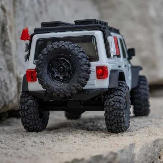 Axial SCX30 Jeep Wrangler JLU &mdash; image 10 of 15