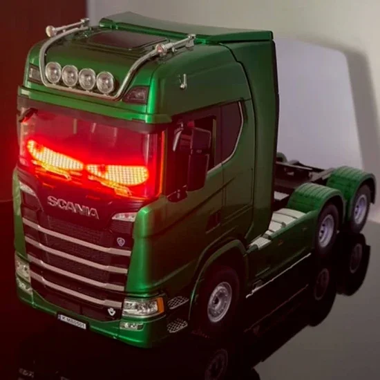 HuiNa Scania Truck LED Demon Eyes Set For 1501Pro — image 1 of 5