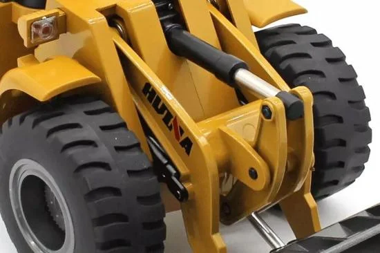 HuiNa 1:14 Alloy Wheeled Loader / Bulldozer &mdash; image 5 of 7