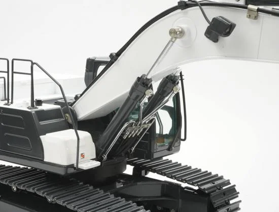 HuiNa K961 Kabolite Hydraulic Excavator With Tool Attachments (Ripper - Hammer And Claw) — image 11 of 16