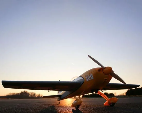 E Flite Extra 300 3D 1.3M - BNF Basic — image 2 of 16
