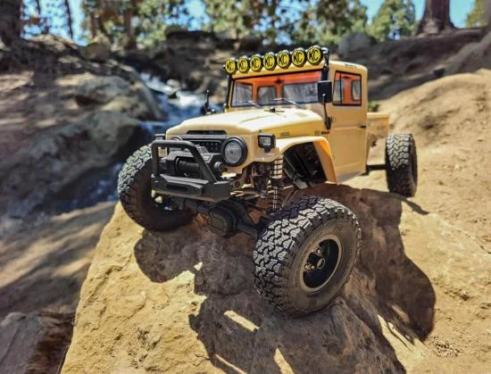 Element RC Enduro Zuul Trail Truck RTR - Tan &mdash; image 5 of 13