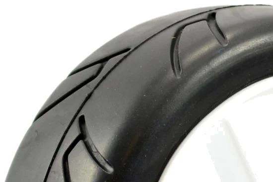 Fastrax 1:8 Buggy Cut Slick Tyres Mounted on White Split Spoke Wheels (2) — image 3 of 4