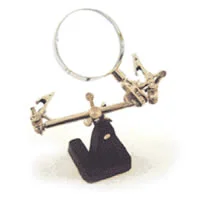 Fastrax Helping Hands W/Magnifier