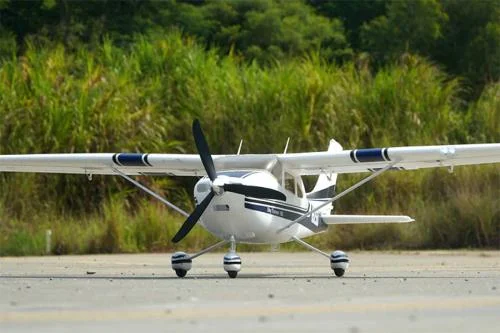 FMS Cessna 182 Sky Trainer 1400mm - RTF With Reflex — image 3 of 4