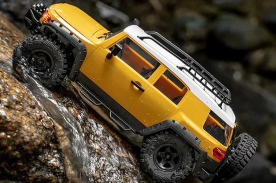 FMS 1:18 Toyota FJ Cruiser RTR — image 11 of 11