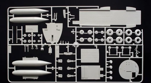 Italeri C-130 J Hercules &mdash; image 3 of 16