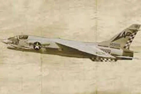 Italeri F-8E Crusader — image 1 of 15