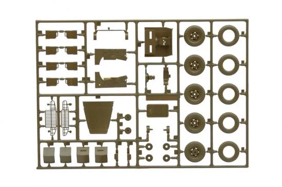 Italeri Dodge Staff Car Wc 56 — image 10 of 15