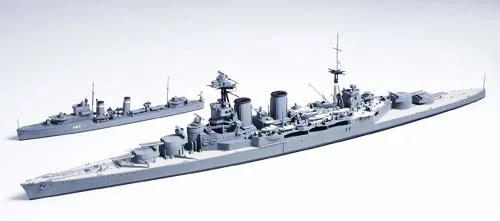 Tamiya Hood + E Class Destroyer — image 4 of 6