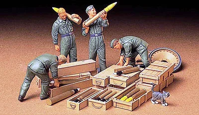 Tamiya German Tank Ammo-Loading Crew — image 2 of 2