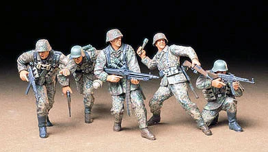 Tamiya German Front Line Infantryman — image 2 of 2