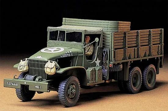 Tamiya U.S. 2.5-Ton 6X6 Cargo Truck — image 2 of 9