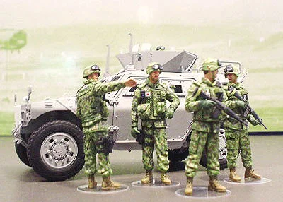 Tamiya Jgsdf Iraq H. Assistance Team — image 4 of 4