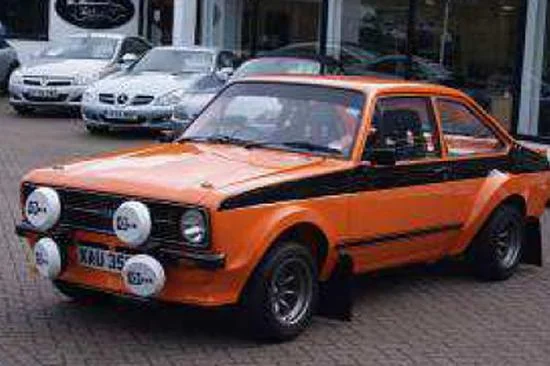 Italeri Ford Escort Mk II — image 2 of 12
