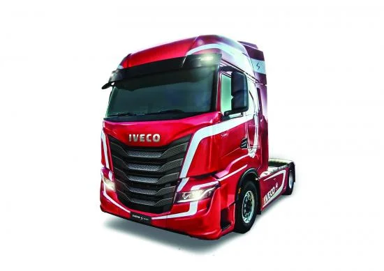 Italeri Iveco Stralis S-Way — image 1 of 14