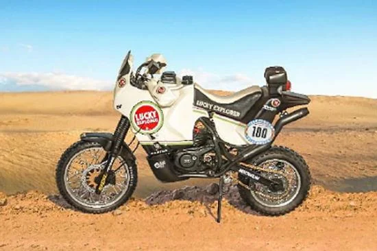 Italeri Cagiva Elephant 850 Paris Dakar1987 — image 1 of 15