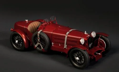 Italeri Alfa Romeo 8C 2300 Roadster 1:12 — image 10 of 13