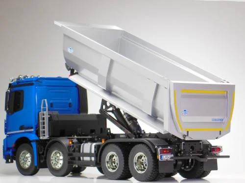 Tamiya 1:14 Mercedes-Benz Arocs 4151 8x4 Tipper Truck — image 12 of 16