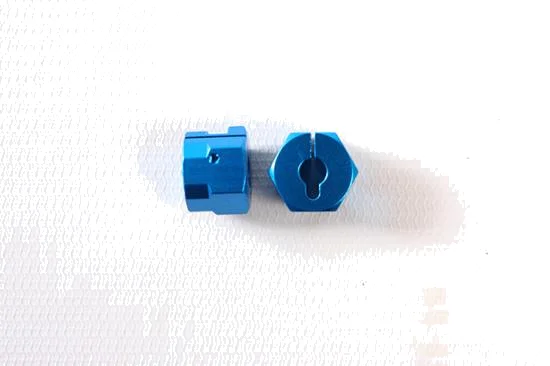 Tamiya Clamp Type Aluminium Wheel Hub 9mm &mdash; image 3 of 5