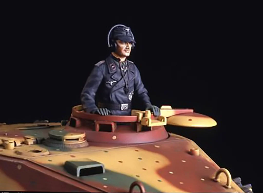 Tamiya King Tiger 1/16 RC Tank Full-Option Kit (HC-56018)