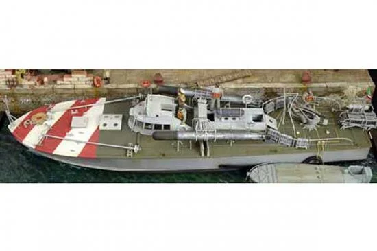 Italeri M A S 568 4A Serie With Crew — image 1 of 15