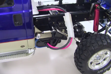Tamiya Ford F350 High Lift — image 13 of 17
