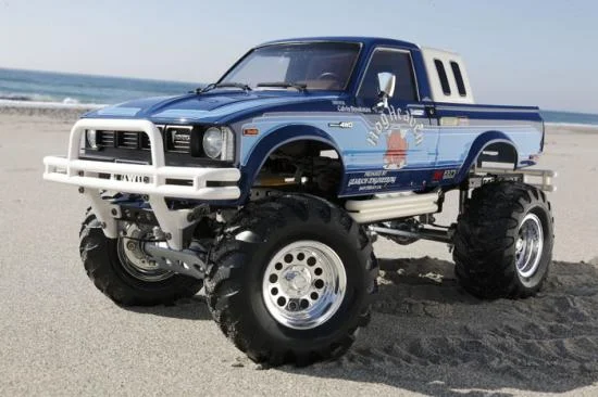 Tamiya Toyota Bruiser — image 7 of 13