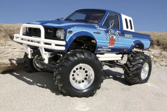 Tamiya Toyota Bruiser — image 12 of 13