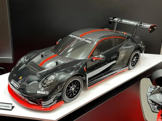 Tamiya Porsche 911 GT3 R 992 (TT-02) — image 11 of 13