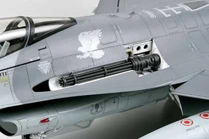 Tamiya 1/32 Lockheed F-16 Cj F.Falcon — image 18 of 20