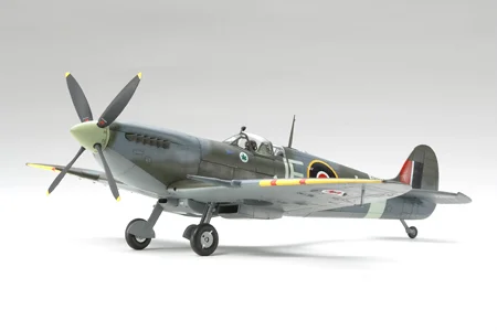 Tamiya 1/32 Supermarine Spitfire Mk. IXc — image 2 of 15