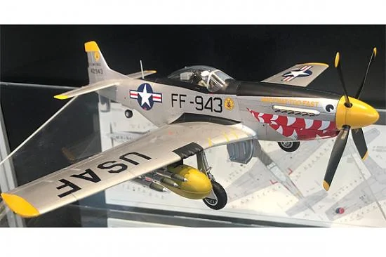 Tamiya 1/32 North American F-51D Mustang — image 2 of 17
