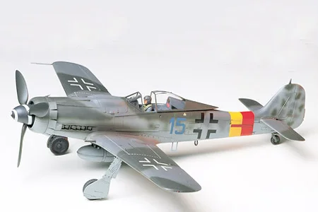 Tamiya Focke-Wulf Fw190 D-9 — image 2 of 3