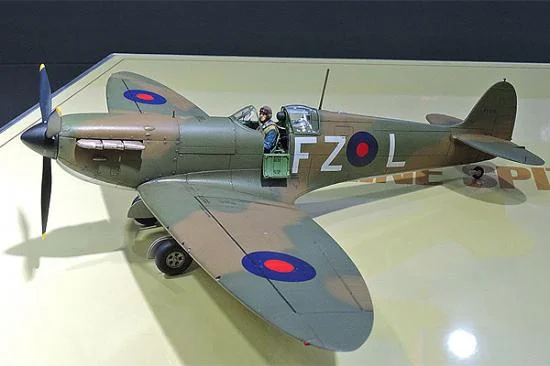 Tamiya 1/48 Spitfire Mk1 &mdash; image 2 of 15