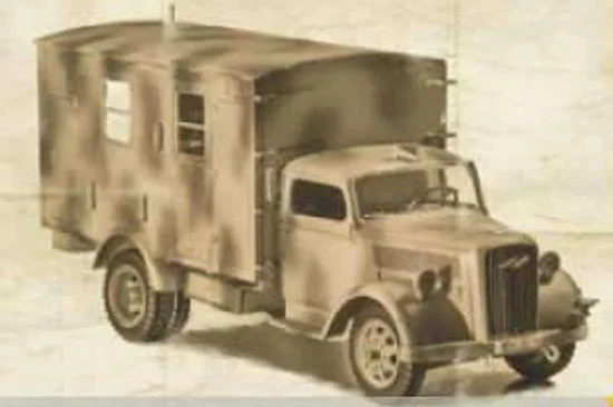 Italeri Sdkfz 305/22 Opel Blitz Radio Truck — image 1 of 12