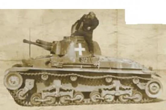 Italeri Panzerkampfwagen 35 (T) — image 1 of 13