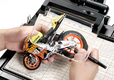 Tamiya Work Stand W/Magnifying Lens — image 5 of 8