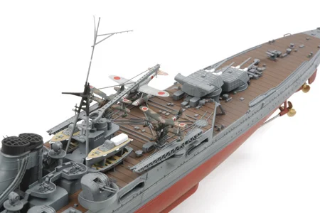 Tamiya 1/350 Mogami Heavy Cruiser With Gun — image 9 of 13