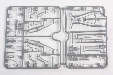 Tamiya 1/350 Japanese Heavy Cruiser Tone — image 10 of 12
