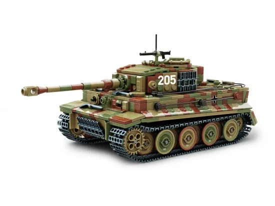 Tiger I tank in camo — image 1 of 6